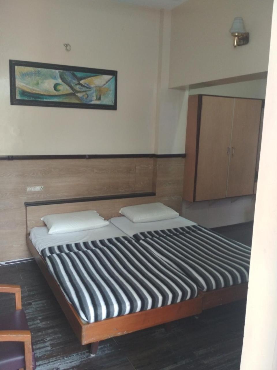 Dolphin Hotel Dindigul Luaran gambar